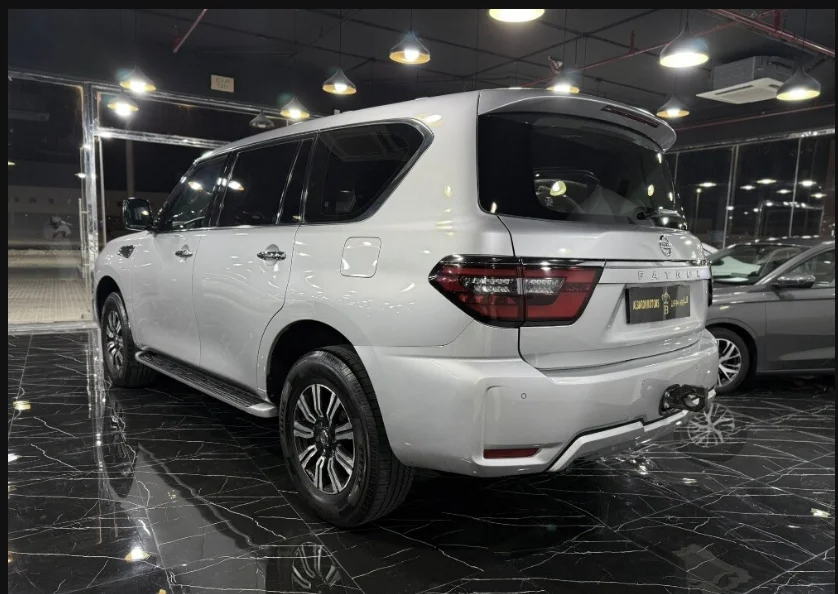 نيسان اكس اي 2020